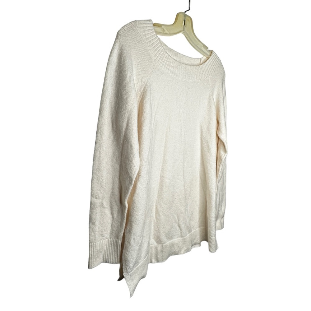 Loft Sweater - Picture 3 of 7